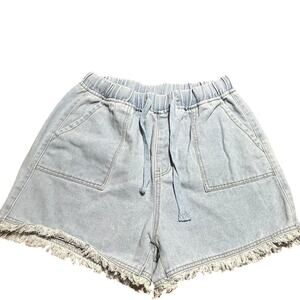 Light Wash Denim Jean Shorts with Frayed Hem